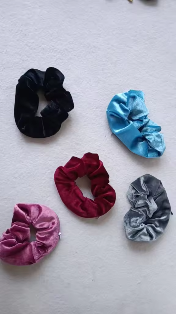 Hair Bobbin/Scrunchie Stash Spot (Random Colour)